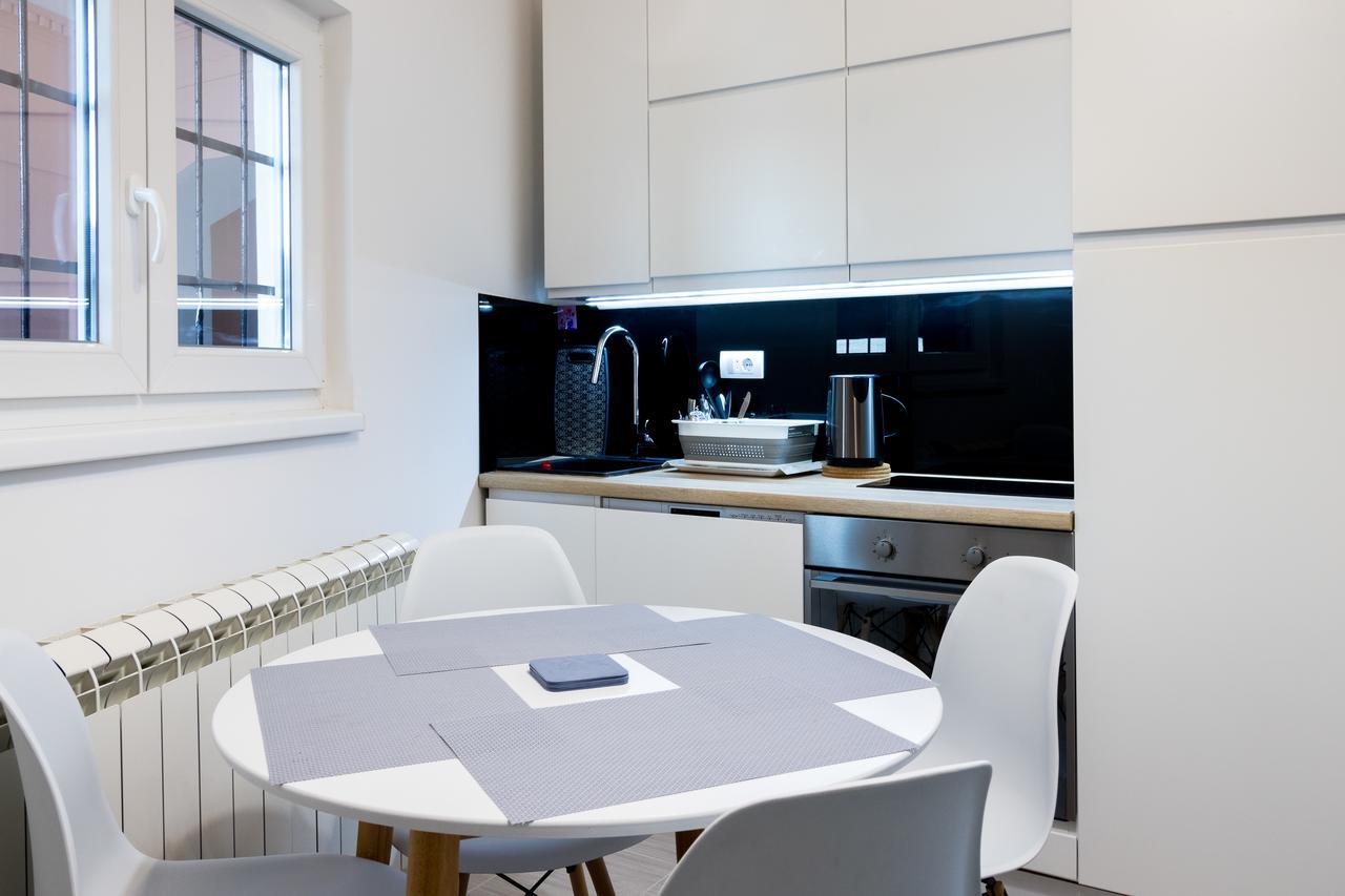 בלגרד Comfortable & Lovely Apartment מראה חיצוני תמונה