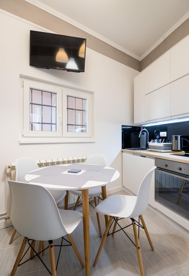 בלגרד Comfortable & Lovely Apartment מראה חיצוני תמונה